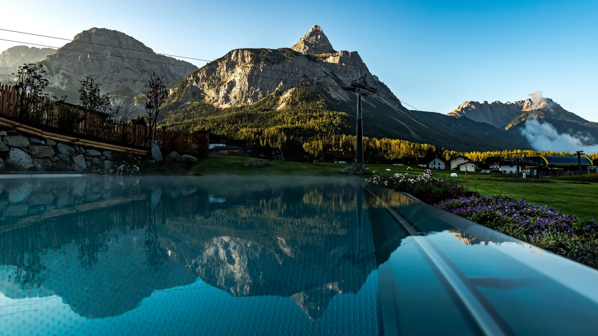 Uw 4-sterren-hotel aan de voet van de Zugspitze